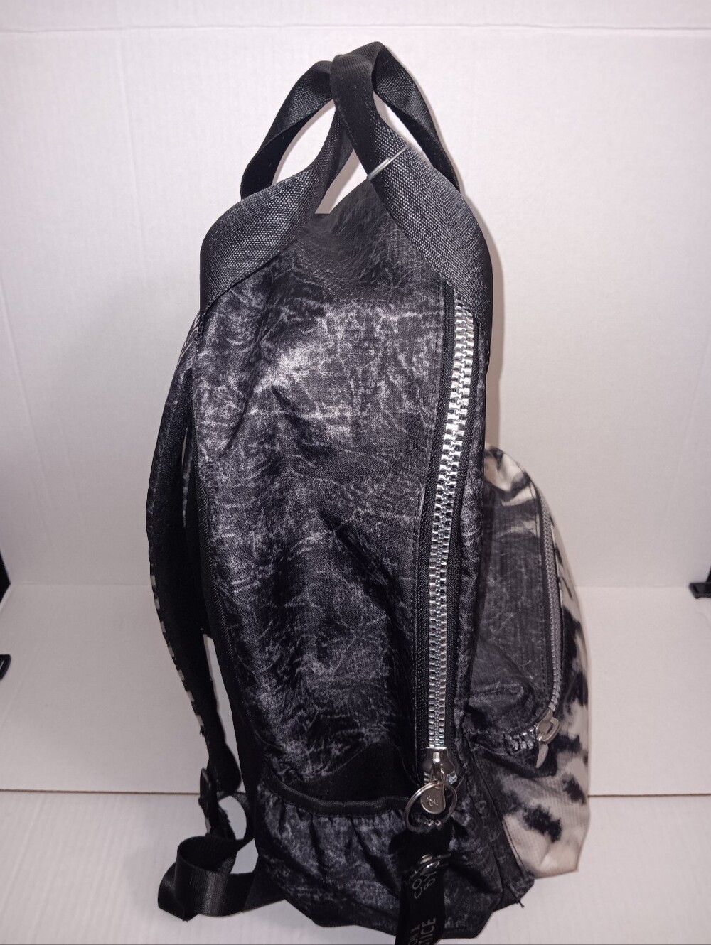 COLLECTION X by JUSTICE SILVER ZIPPERS TIE-DYE ADJUSTABLE STRAP BACKPACK - Picture 11 of 12